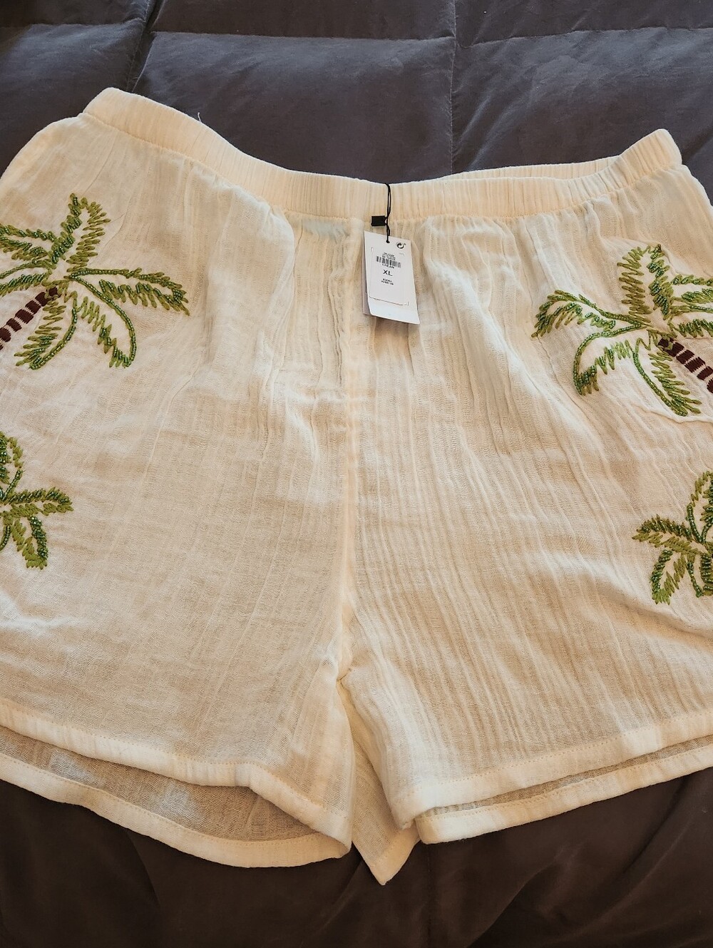 Primark Cream Embroidered Palm-Print Women’s Shorts